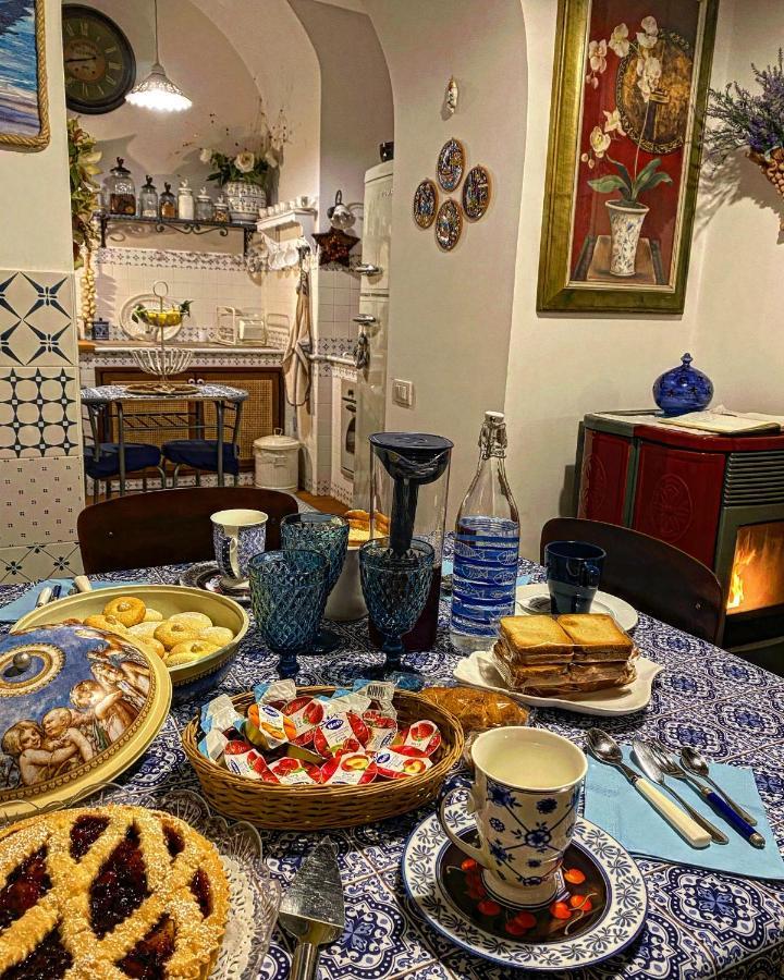 Bed and Breakfast La Casa Degli Angeli Salerno Exterior foto